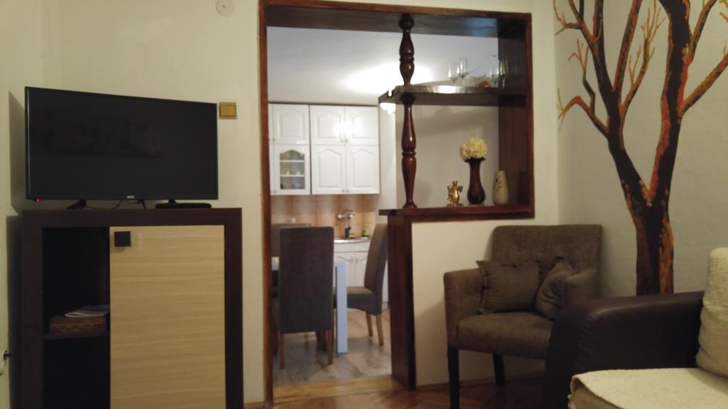 Casa Calda Apartments Цетине Екстериор снимка
